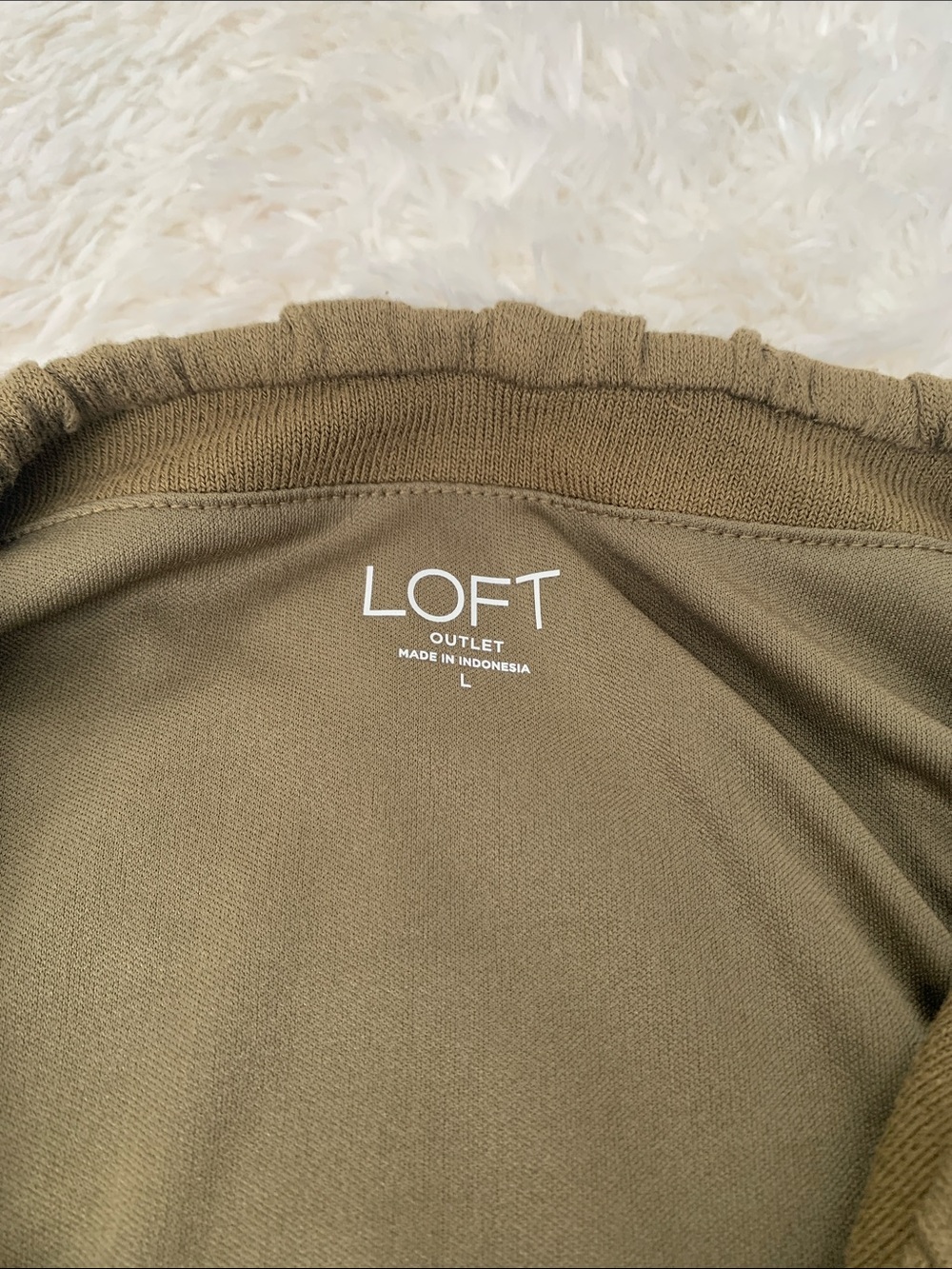 LOFT Olive Sleeveless Gathered Neck Blouse - Picture 2 of 3